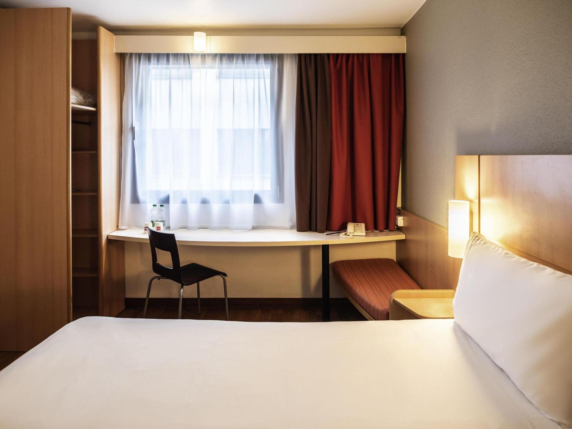 Hotel Ibis Krakow Centrum, Krakow